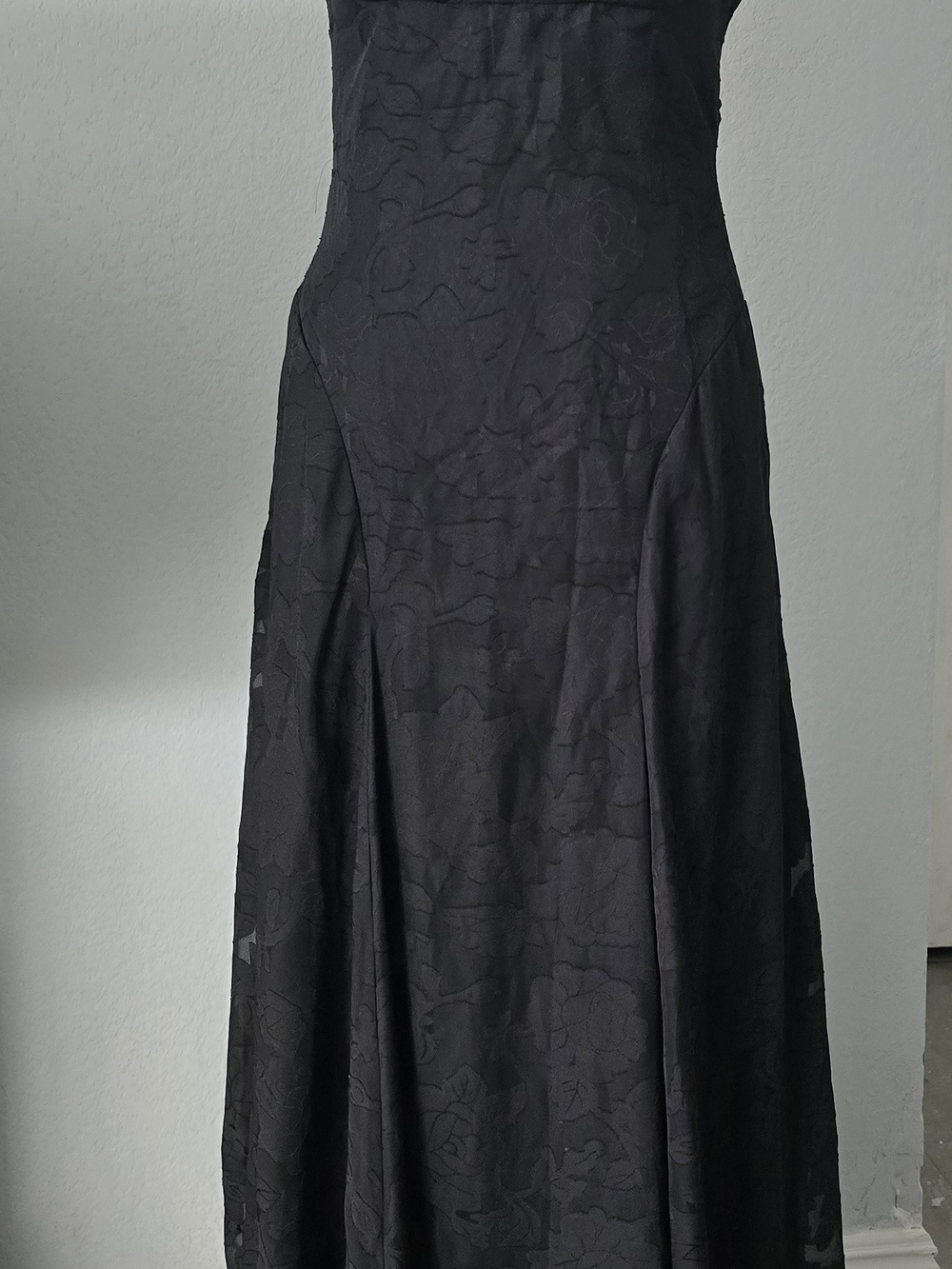 Classic Black Floral Jacquard Maxi Dress